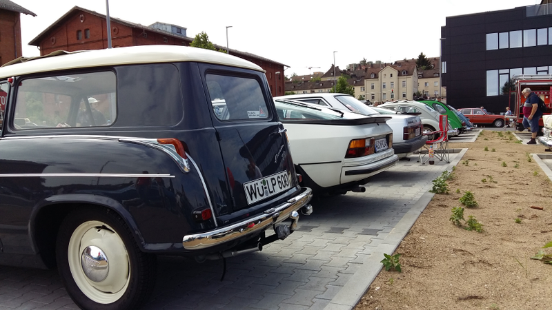 Illustration for article titled Another oldtimer meet photodumpÂ
